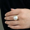 Baroque Pearl 18k Gold Ring with Diamond Pavé