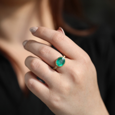 Emerald Orbit 18k Gold Oval Ring Image