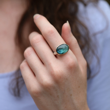 Oval Ombre Indicolite Tourmaline Ring Image