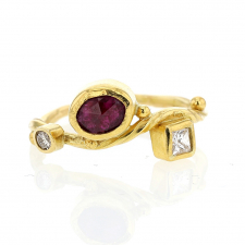 Ruby and Diamond 18k Gold Seafire Ring Image