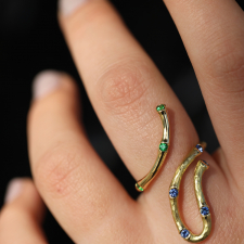 Sapphire and Emerald Flexible Gold Ring Image