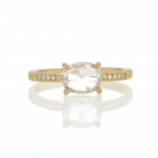 Colorless 18k Gold Oval Diamond Ring Image