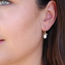 White Pearl Pear Gold Earrings Image
