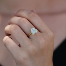 Moonstone 18k Gold Claw Ring Image
