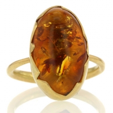 Amber 18k Egg Ring Image