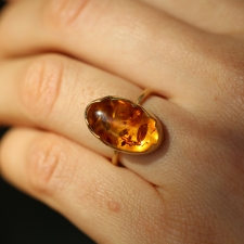 Amber 18k Egg Ring