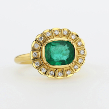 Emerald and Diamond Crown Ring Image
