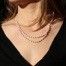 White Pearl Necklace Image