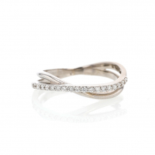 Noi Diamond 18k White Gold Ring Image