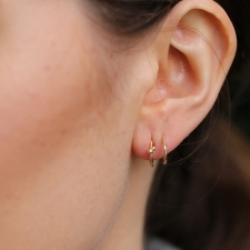 18k Gold Spiral Earrings Image