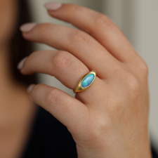 Opal 18k Gold Oblong Ring Image