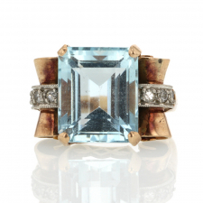 Vintage Aquamarine Retro Ring with Diamonds Image