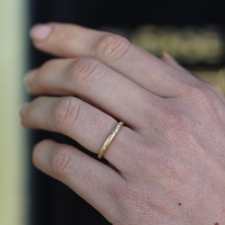 Perfect Thin 18k Gold Band Ring Image