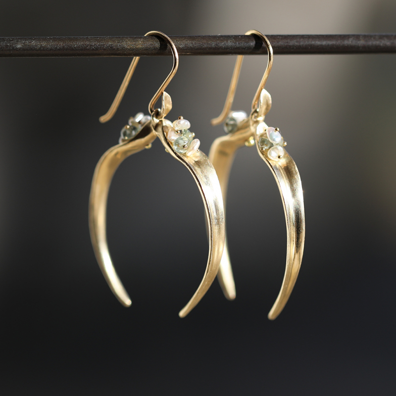 Day Flower with Pearls and Sapphires Hoop Earrings