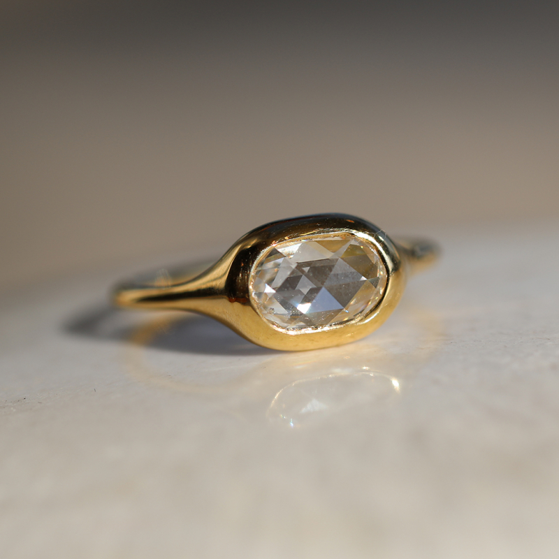 Oval Rose Cut Diamond 18k Gold Carved Ring