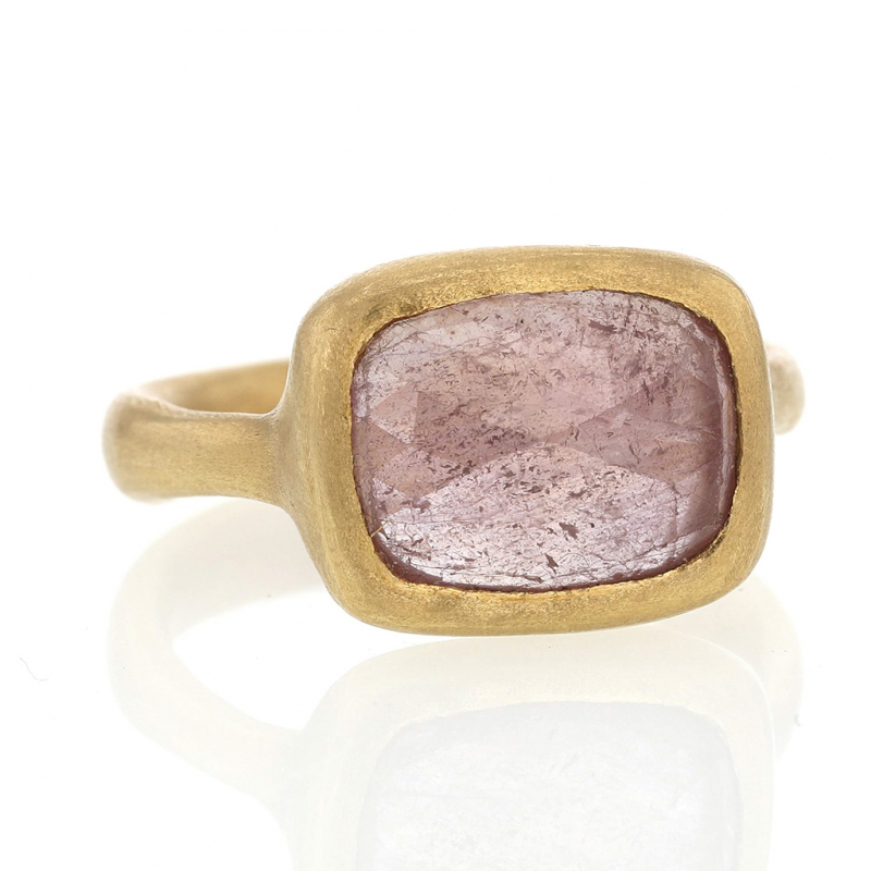 Pink Sapphire Rectangle 18k gold Sculpted Ring