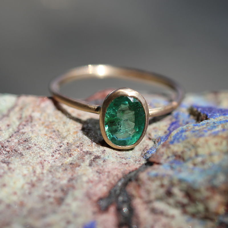 Emerald Oval 14k Gold Ring