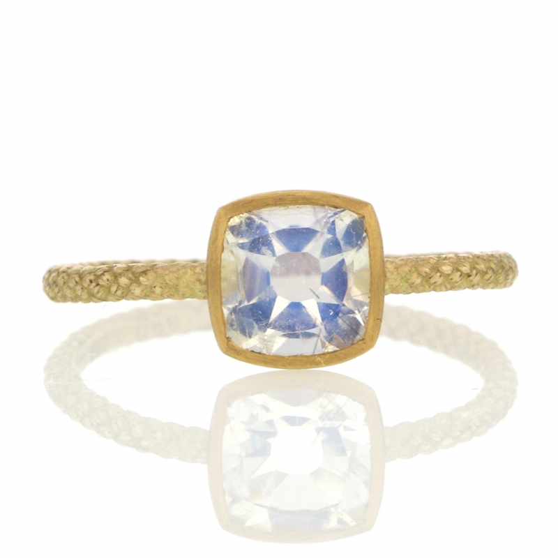 Moonstone Square 18k Gold Rope Ring