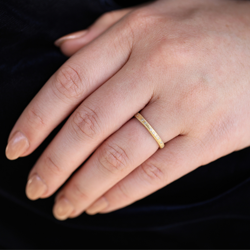 Scattered Diamond 18k Yellow Gold Eternity Band
